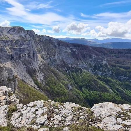 Logement Standing Wifi Vercors 'In Saint-Jean-en-Royans Exteriör bild