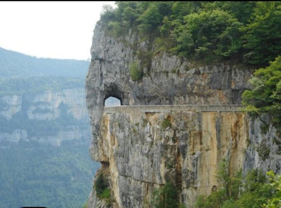 Logement Standing Wifi Vercors 'In Saint-Jean-en-Royans Exteriör bild